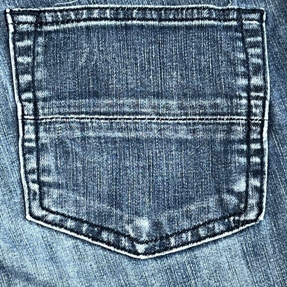 Kut from the Kloth Women's Bermuda Jean Shorts Sz. 4 - Picture 6 of 11